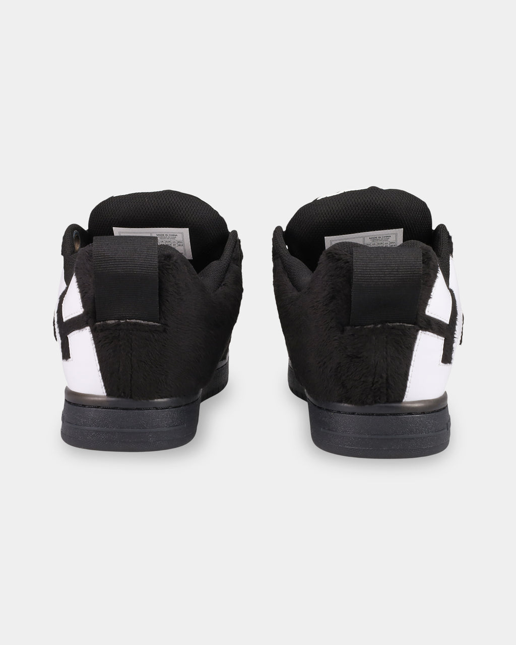 dc04304_dcshoes_001_bck1