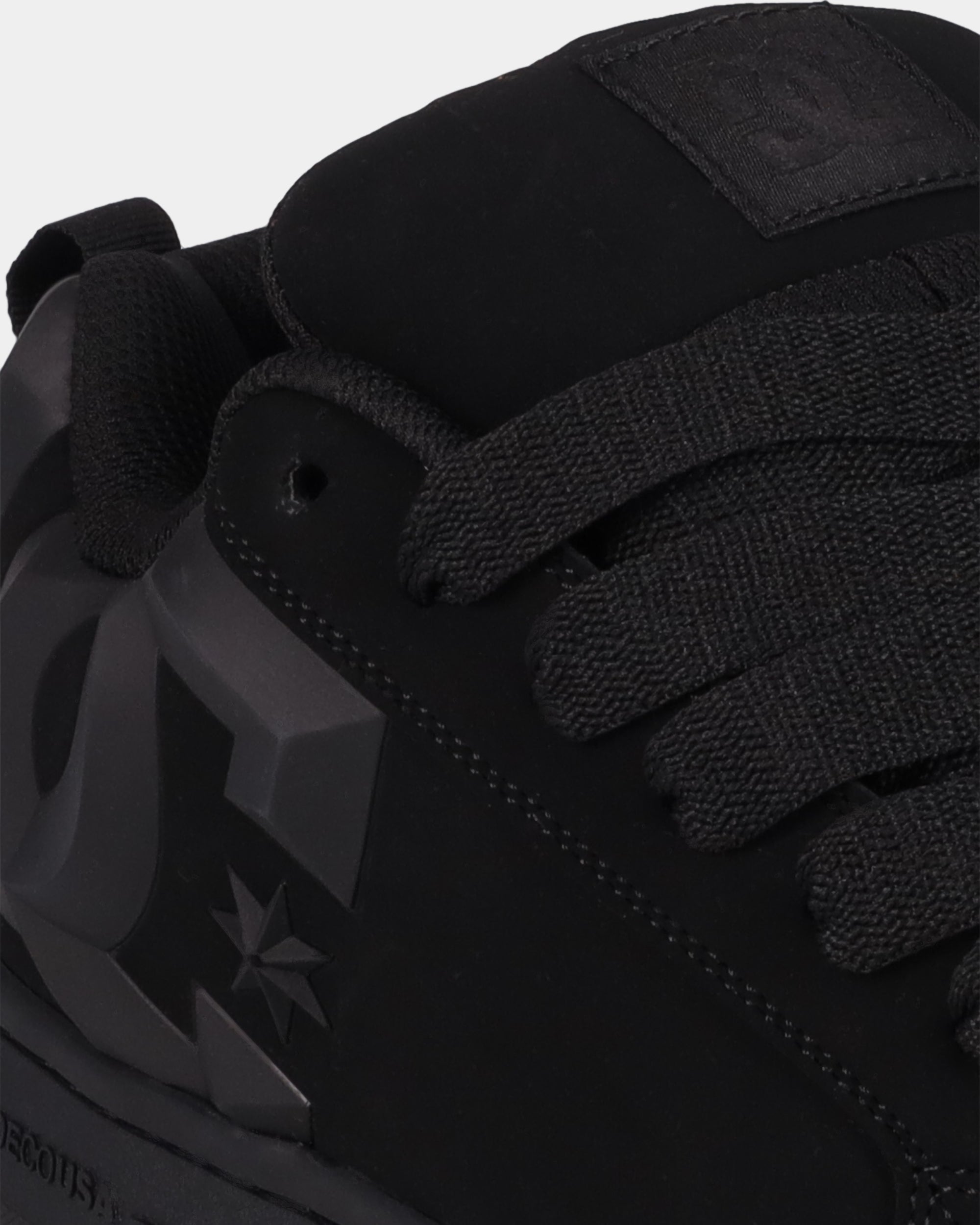dc06035_dcshoes_001_dtl1
