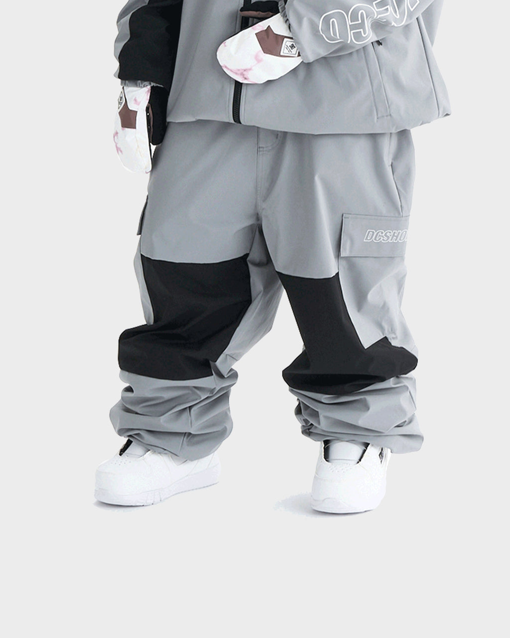 Mens 24 DC Snow Cargo Pants