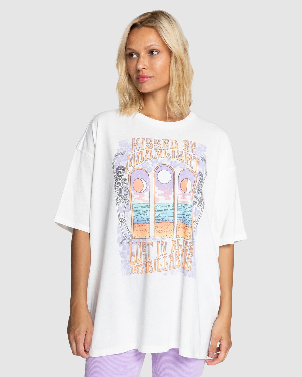 Womens Moonlight Kiss T-Shirt