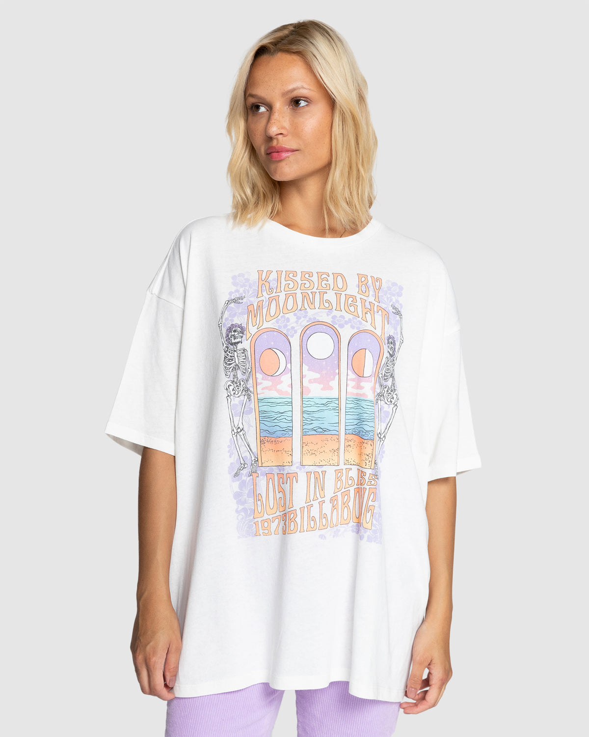 Womens Moonlight Kiss T-Shirt