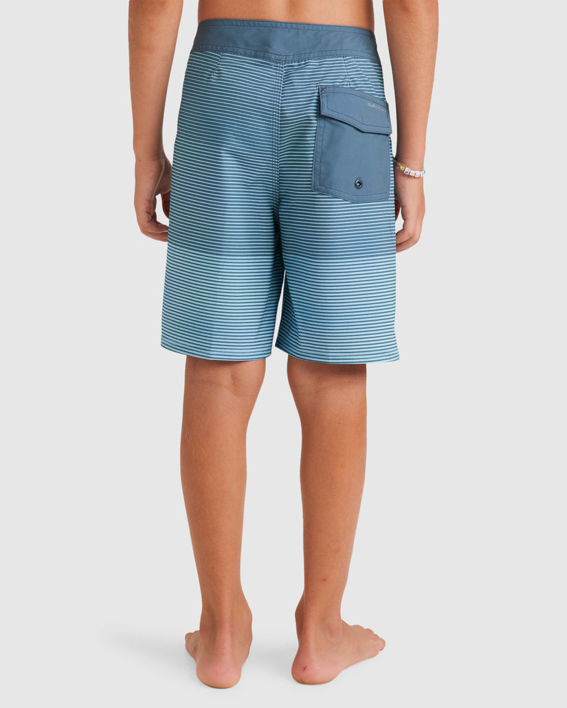 Boys 8-16 Surfsilk Massive 16" Boardshorts