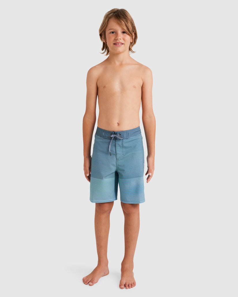 Boys 8-16 Surfsilk Massive 16" Boardshorts