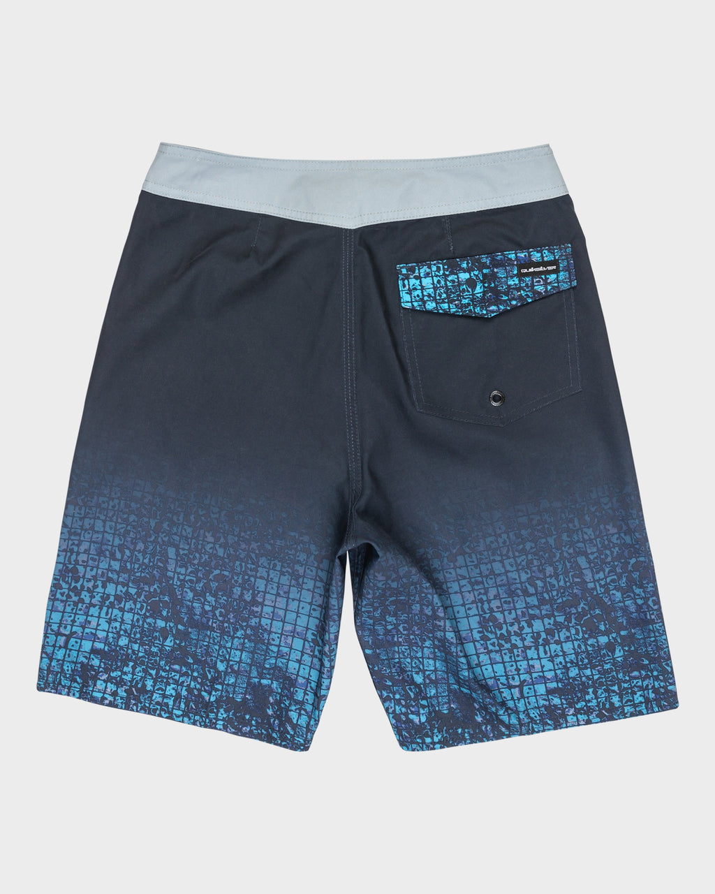 eqbbs03722_quiksilver_ksh8_bck1 (kept)