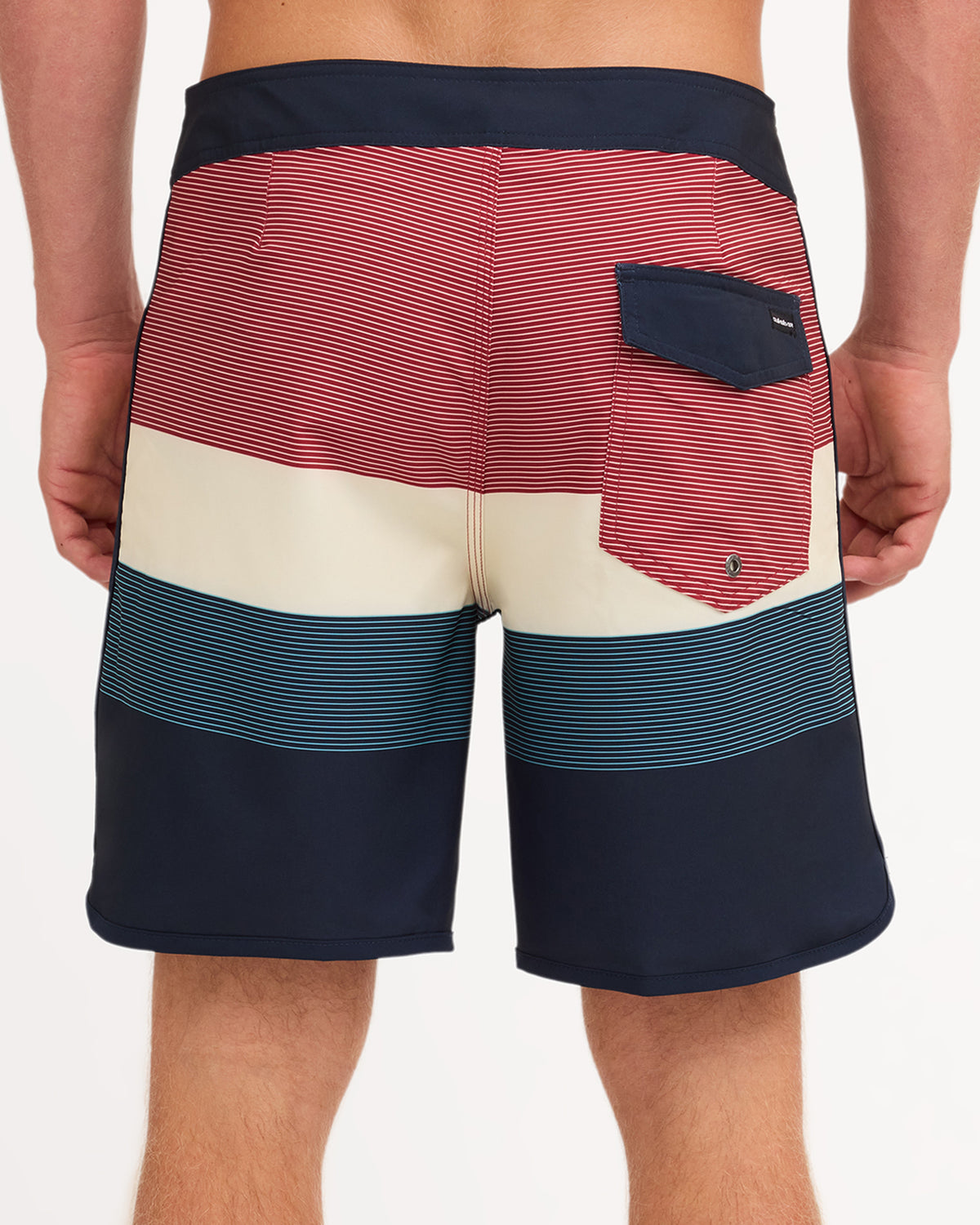 eqybs04921_quiksilver_ktp7_bck6