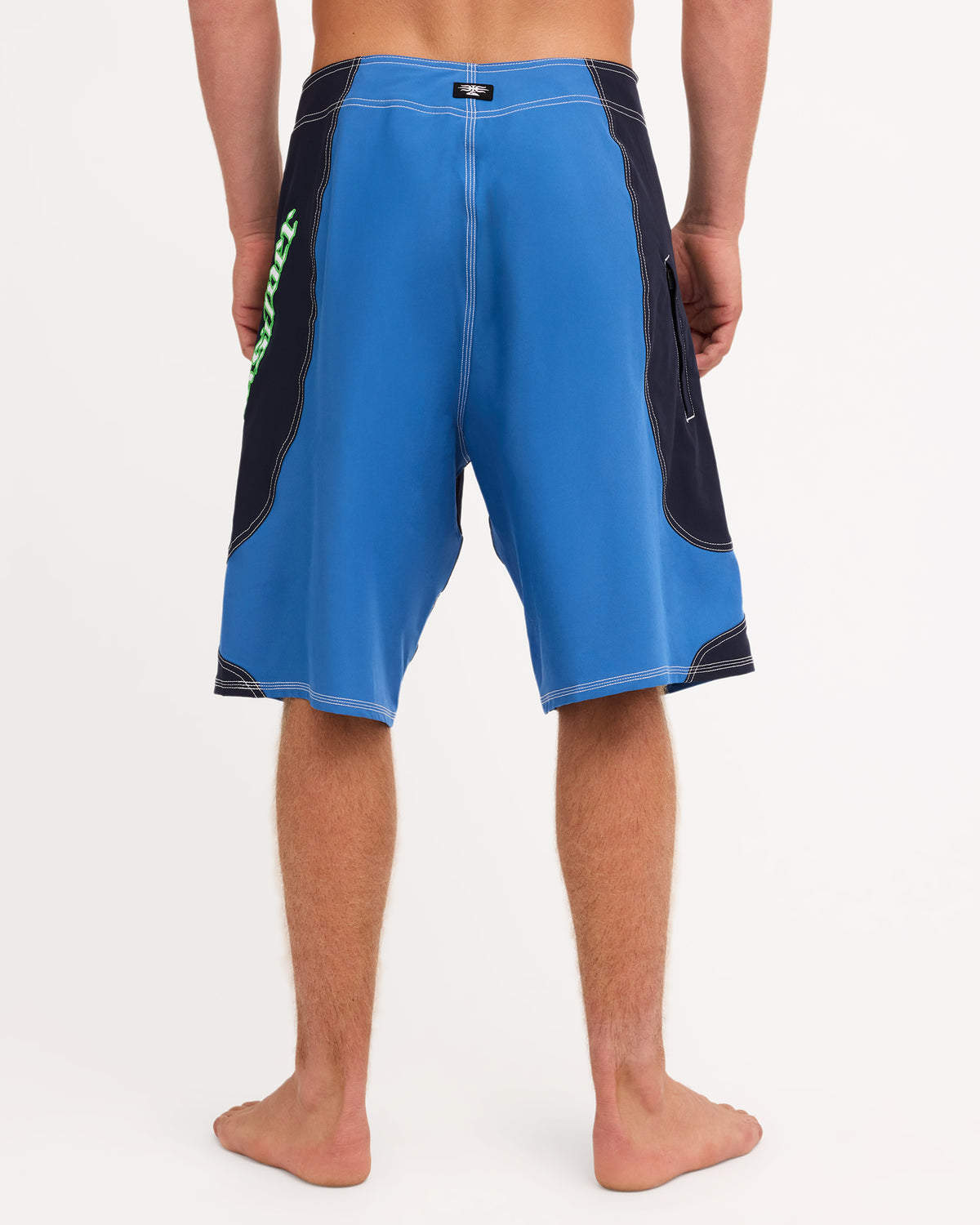 eqybs04924_quiksilver_bpc0_bck1
