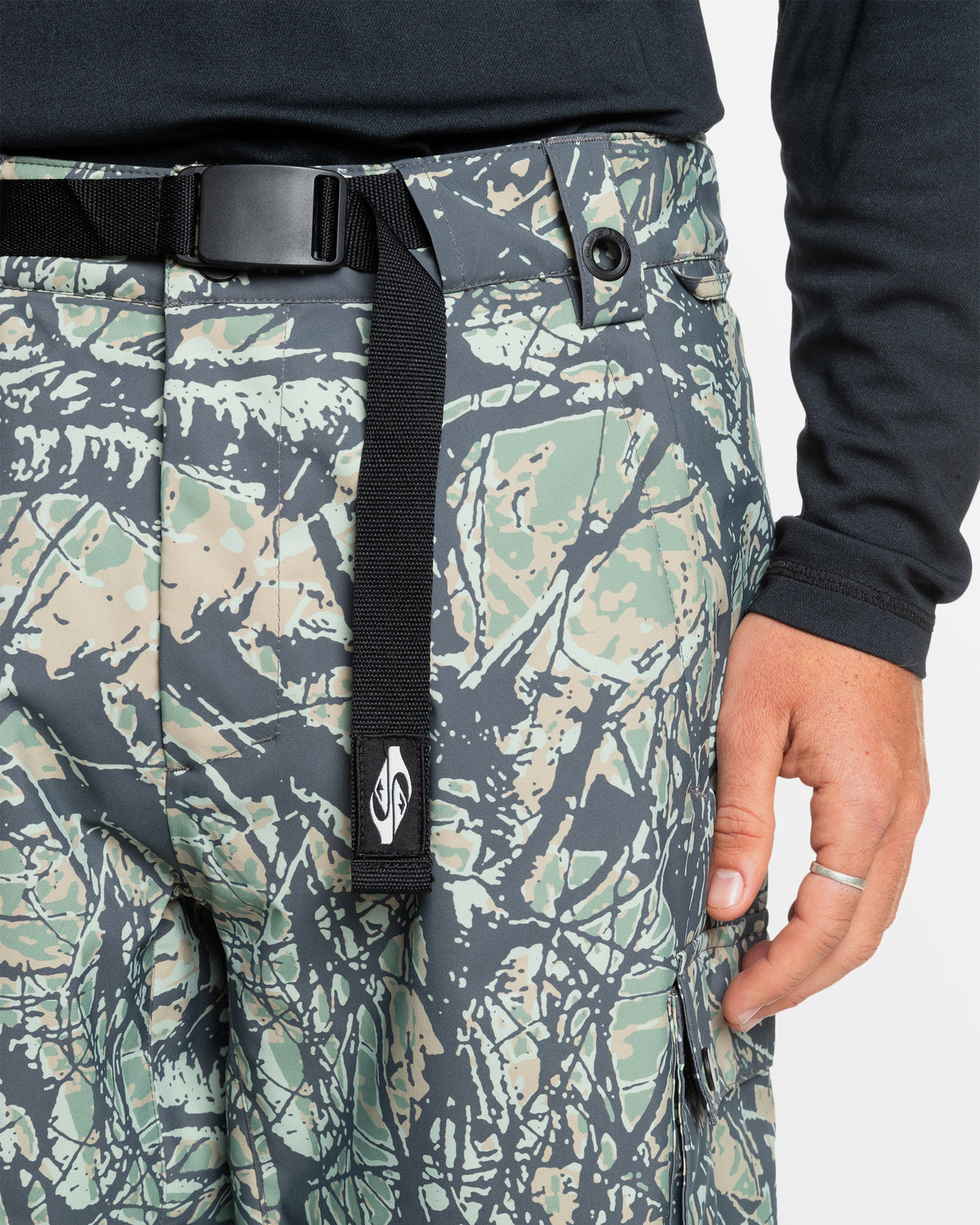 QUICKSILVER 美品 スノーボードパンツ Sサイズ 迷彩　カモフラ Quiksilver Mens Snow Down Snow Pants - WOODLAND ABSTRACT SEA SPRAY