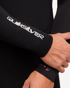 eqyw103243_quiksilver_blk_dtl2