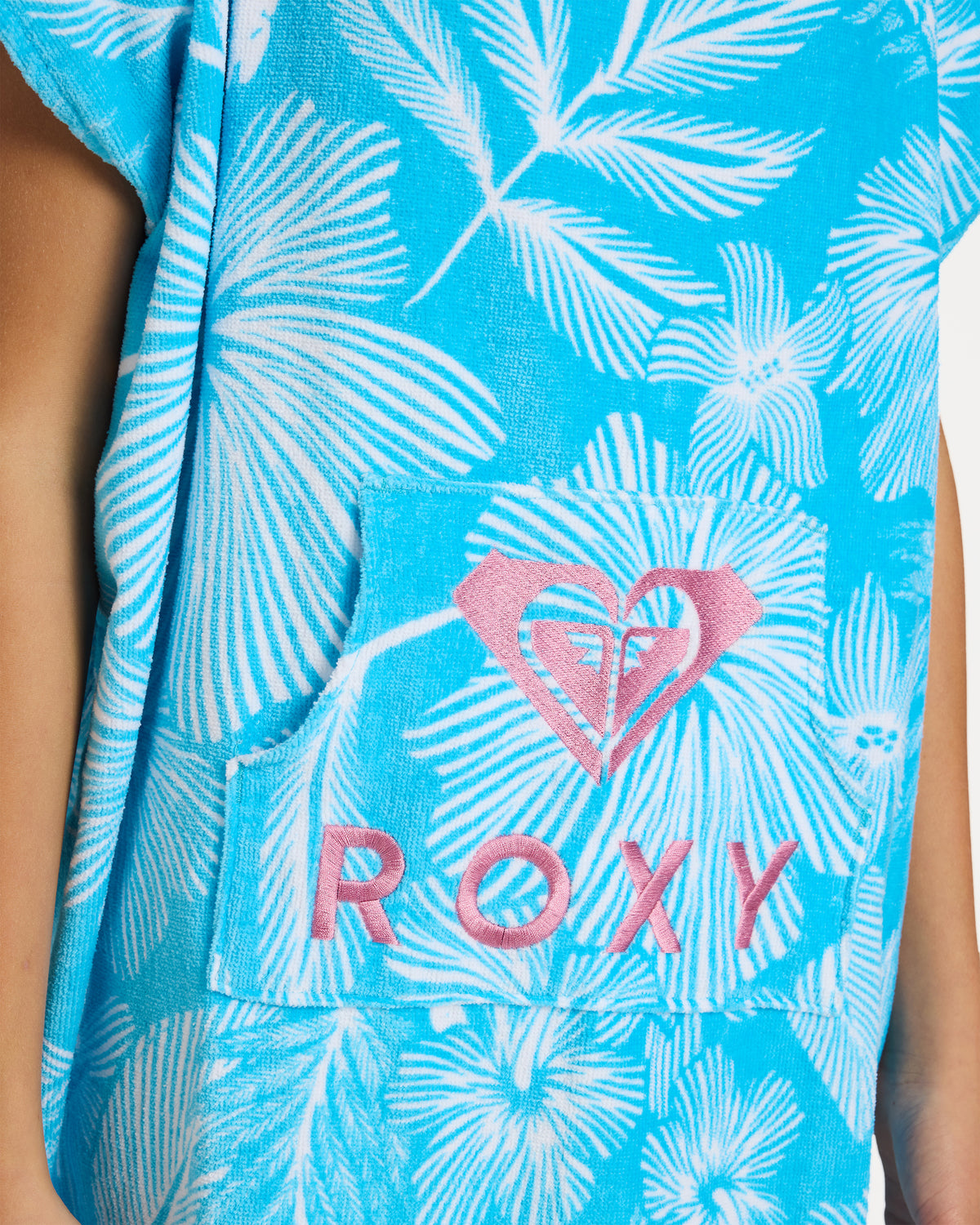 ergaa03220_roxy_bma7_dtl1