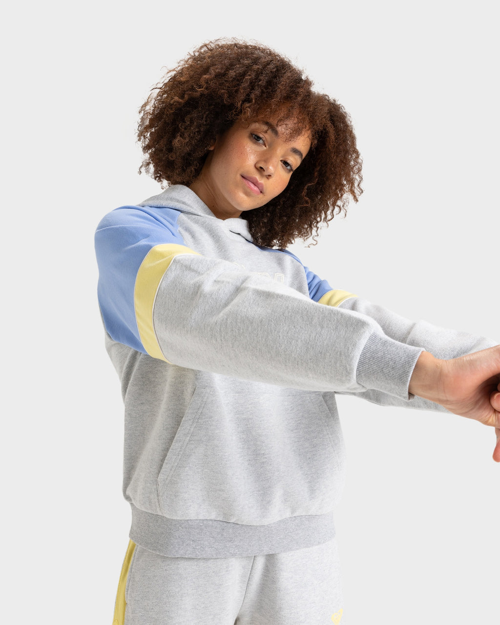 ESSENTIAL ENERGY BLOCKD HOODIE