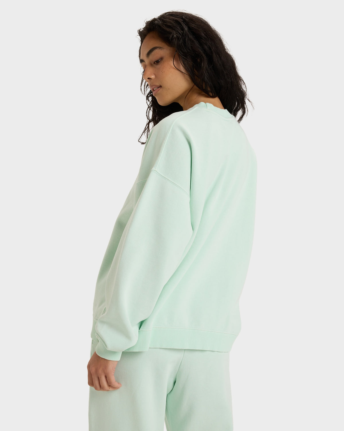 LINEUP OVERSIZED CREW