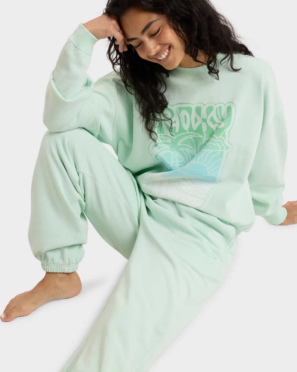 LINEUP OVERSIZED CREW
