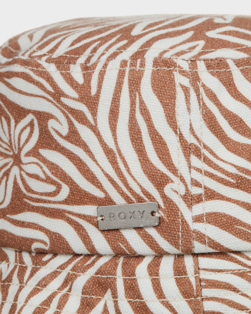 Womens Jumping Star Hat