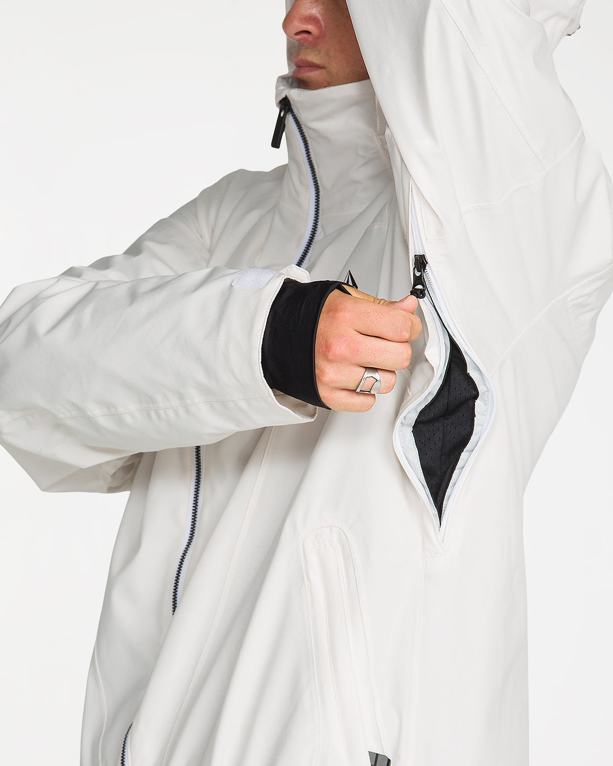g0652654_volcom_ofw_dtl1