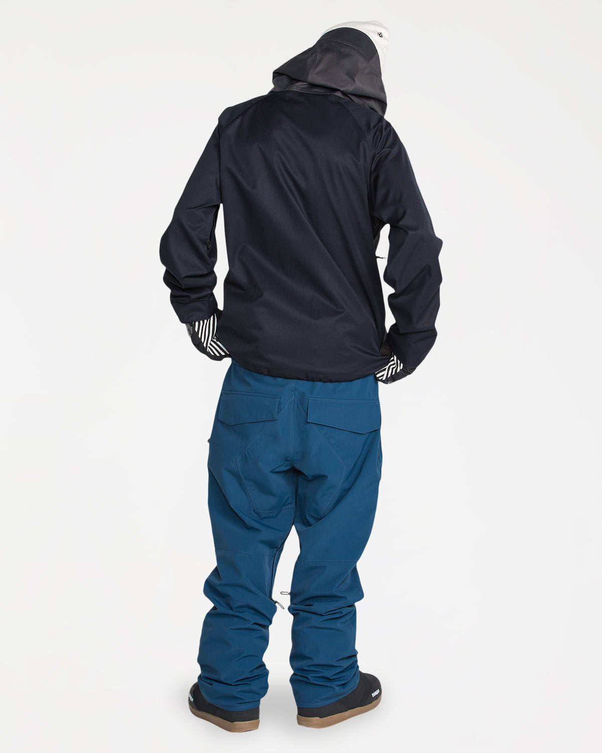 g0652659_volcom_blk_frt10