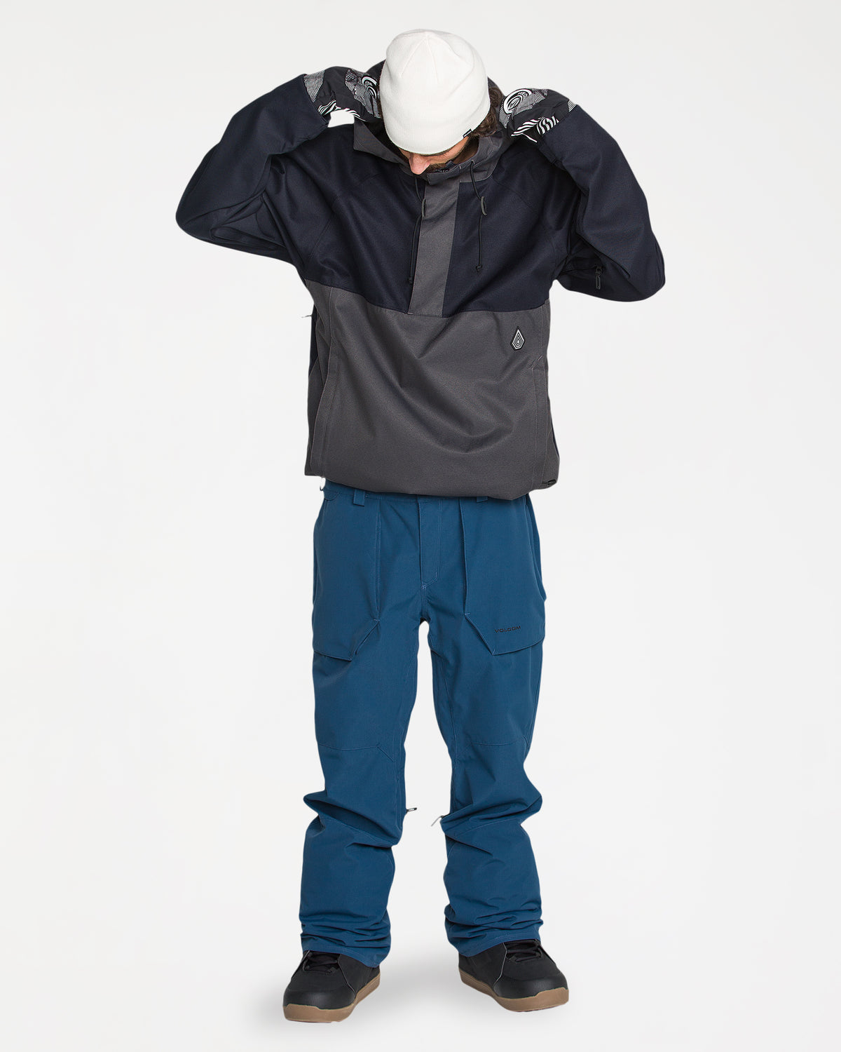 g0652659_volcom_blk_frt9
