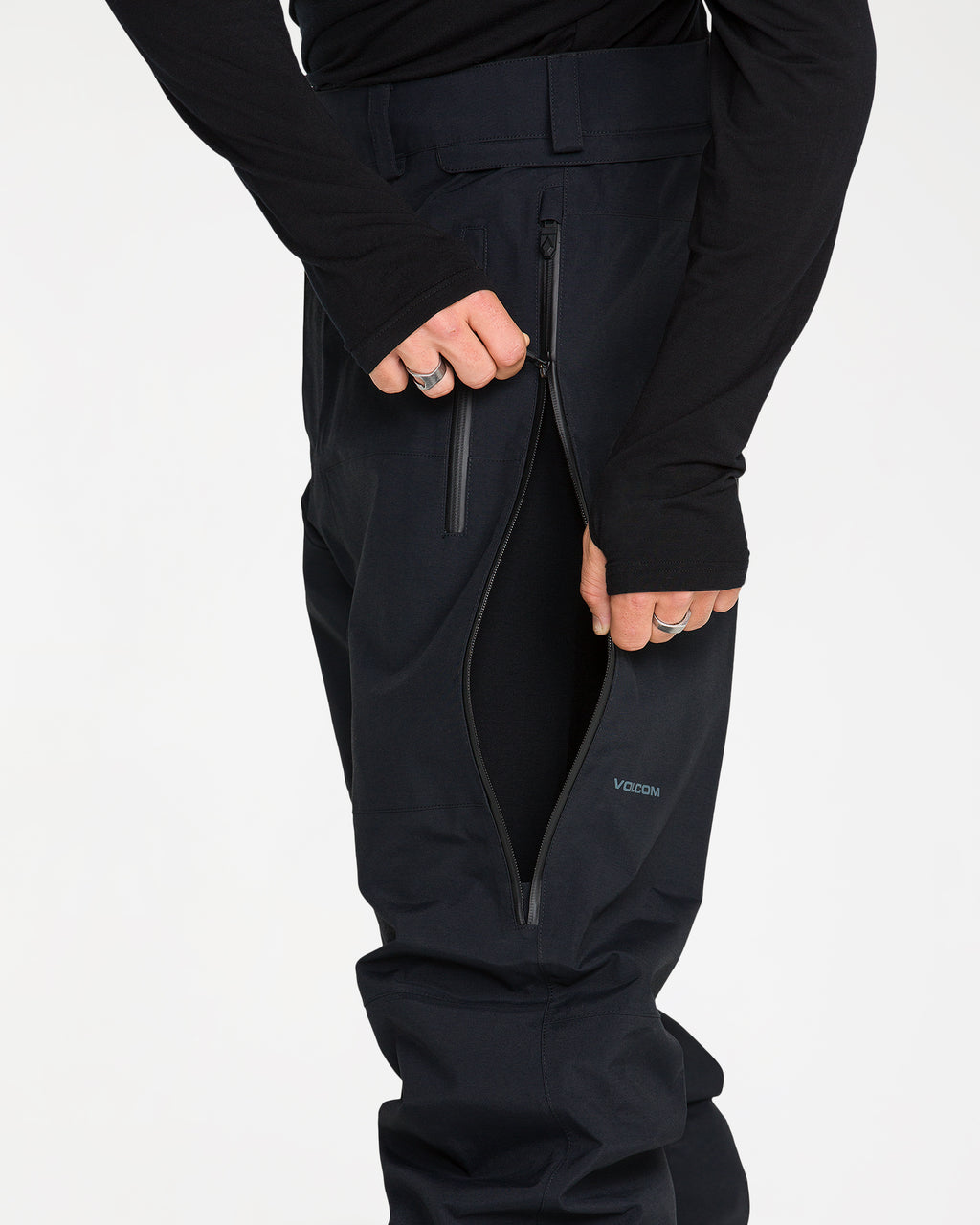 g1352651_volcom_blk_dtl2