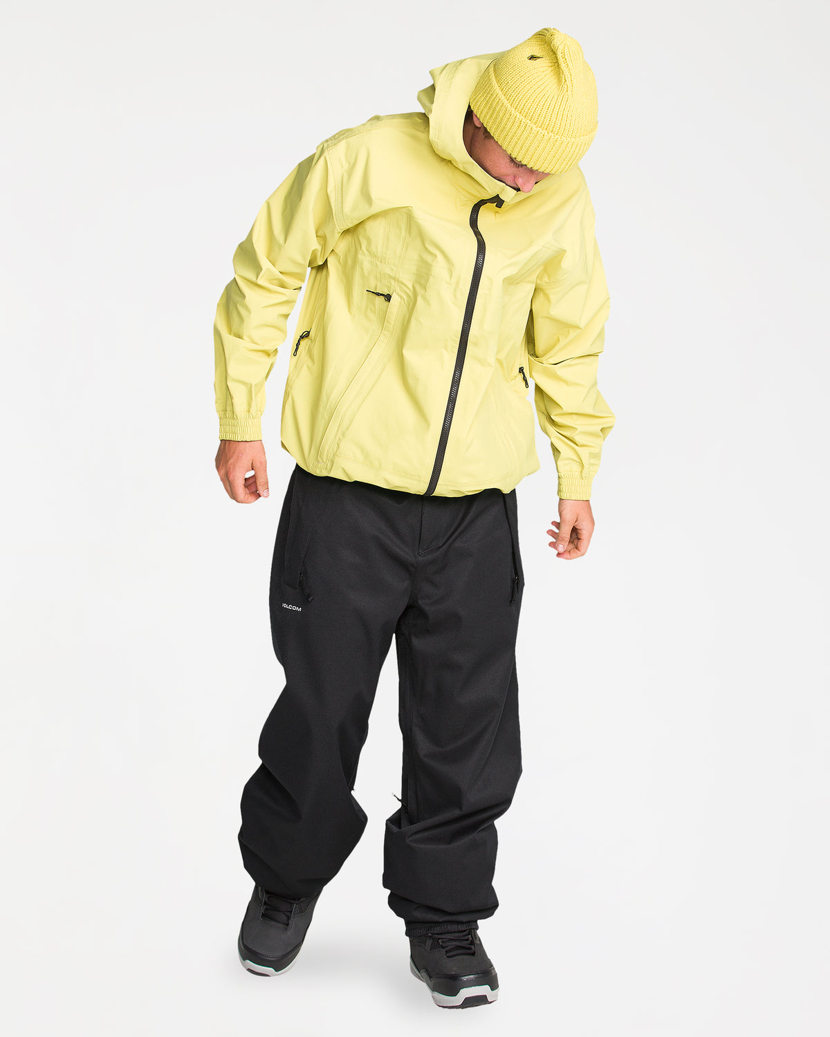 g1352668_volcom_blk_frt9