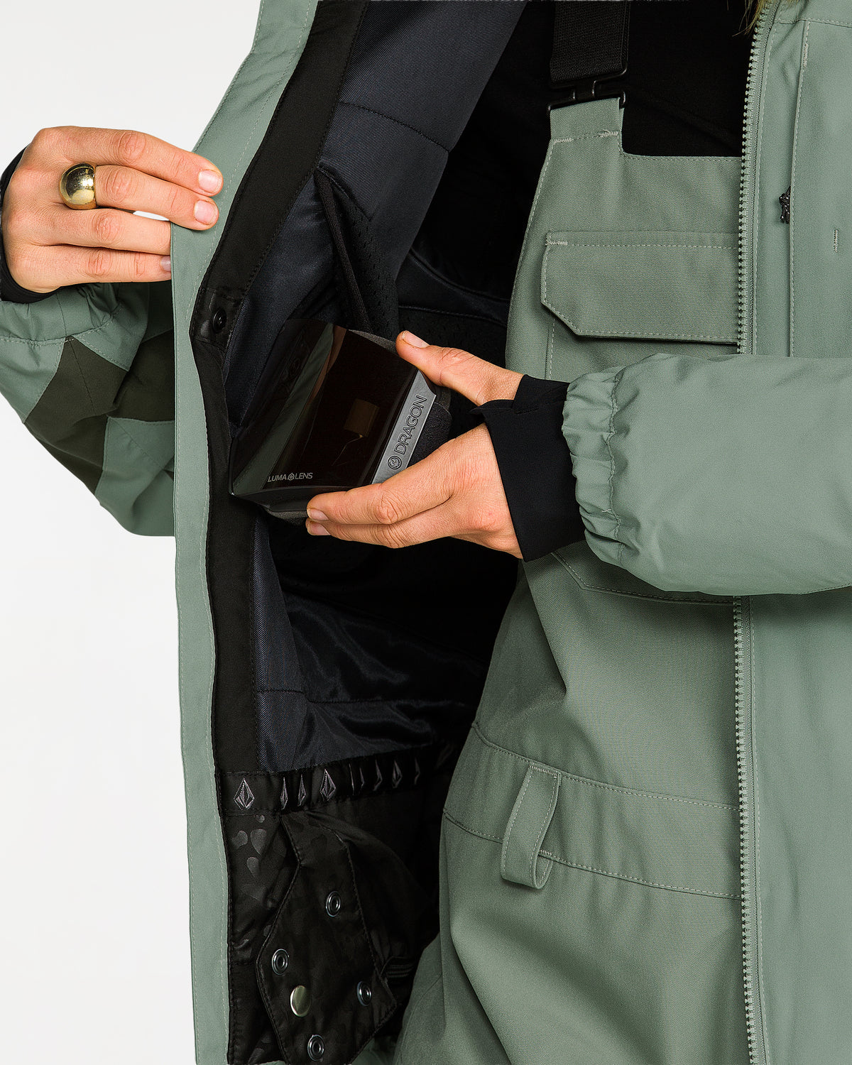 h0452656_volcom_lrn_dtl3
