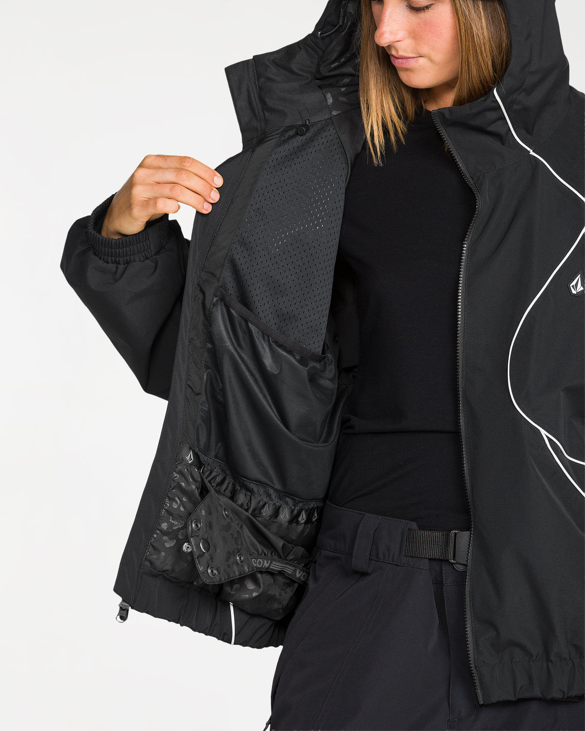 h0652652_volcom_blk_dtl3