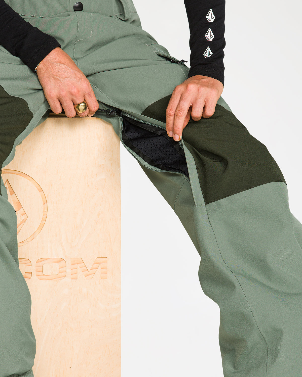 h1252651_volcom_lrn_dtl2