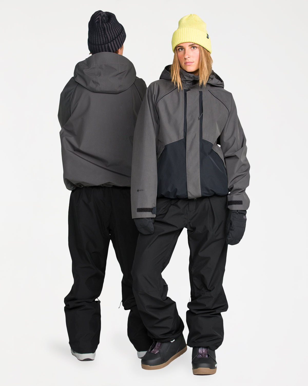 h1352659_volcom_blk_frt8