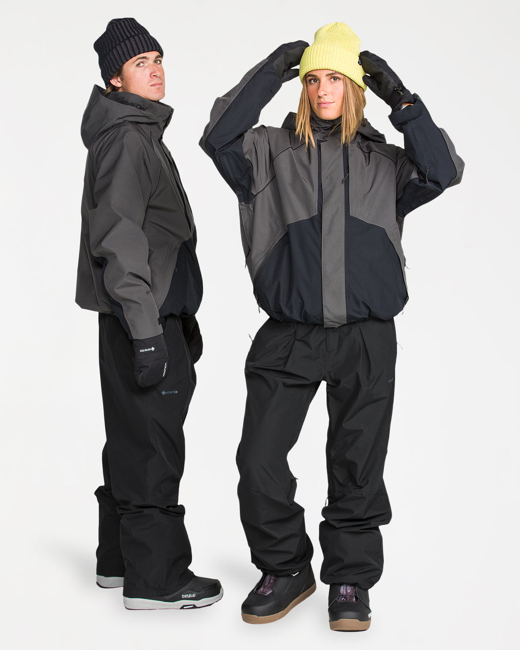 h1352659_volcom_blk_frt9
