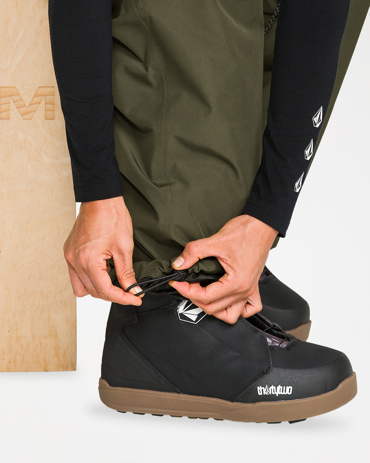 h1352659_volcom_dgn_dtl4