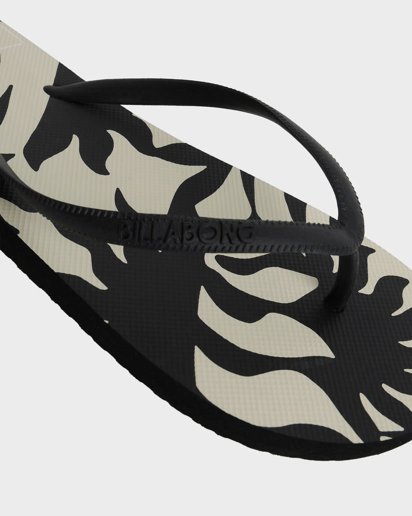 Womens By My Side Thongs