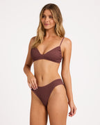 ubjx300721_billabong_esp_sd1
