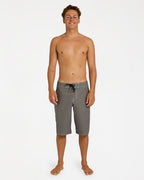ubybs00215_billabong_pew_frt9
