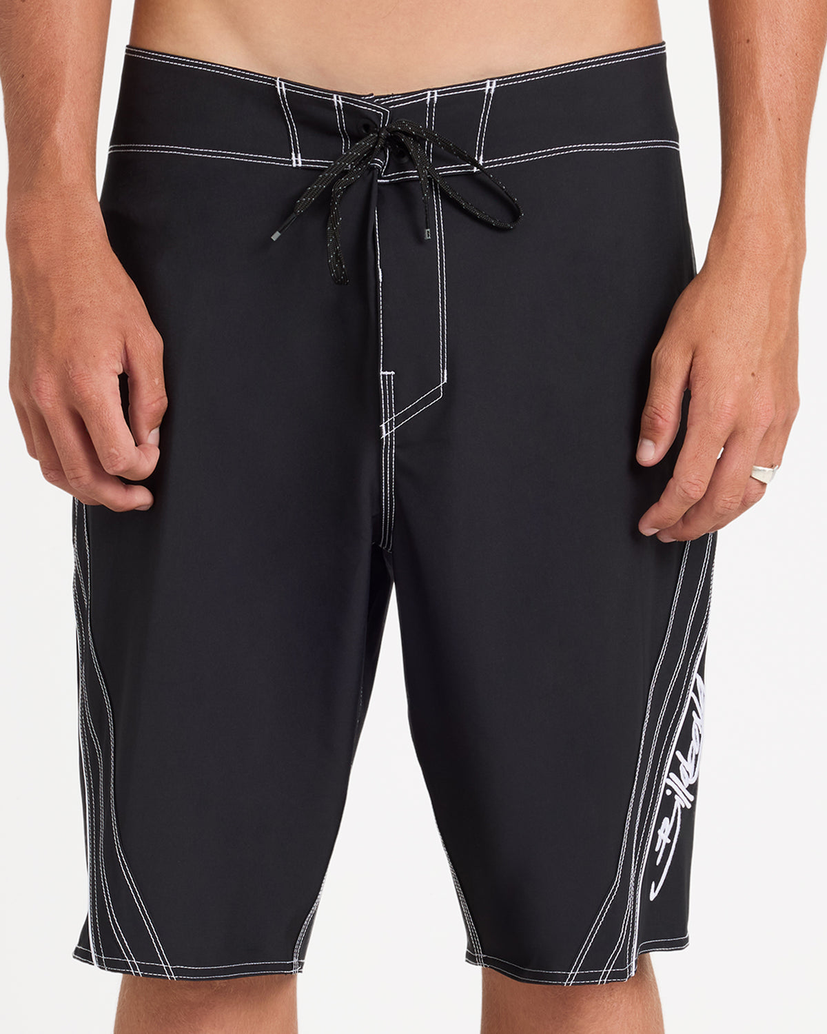 ubybs00244_billabong_blk_frt6
