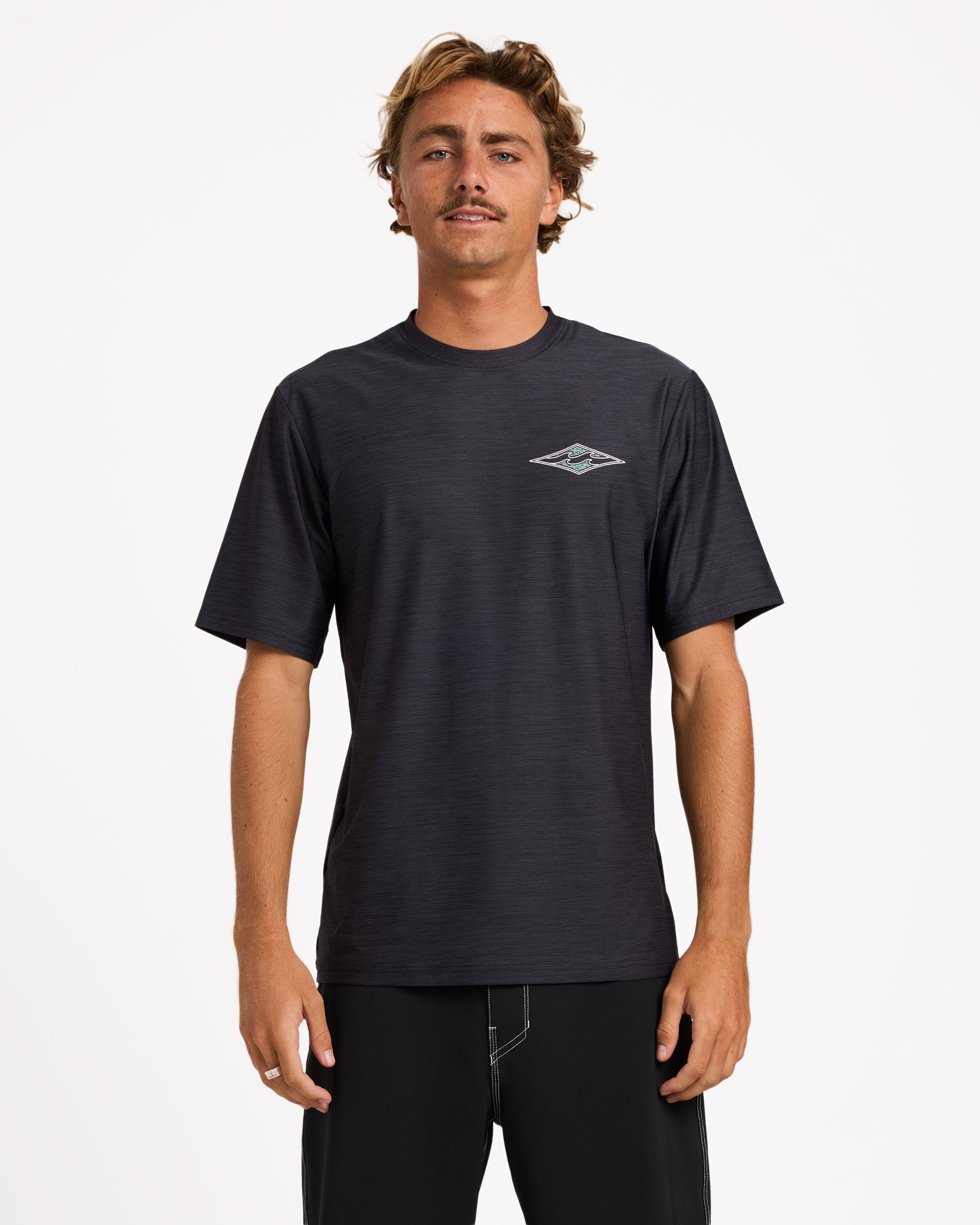 ubywr03067_billabong_bkh_frt1
