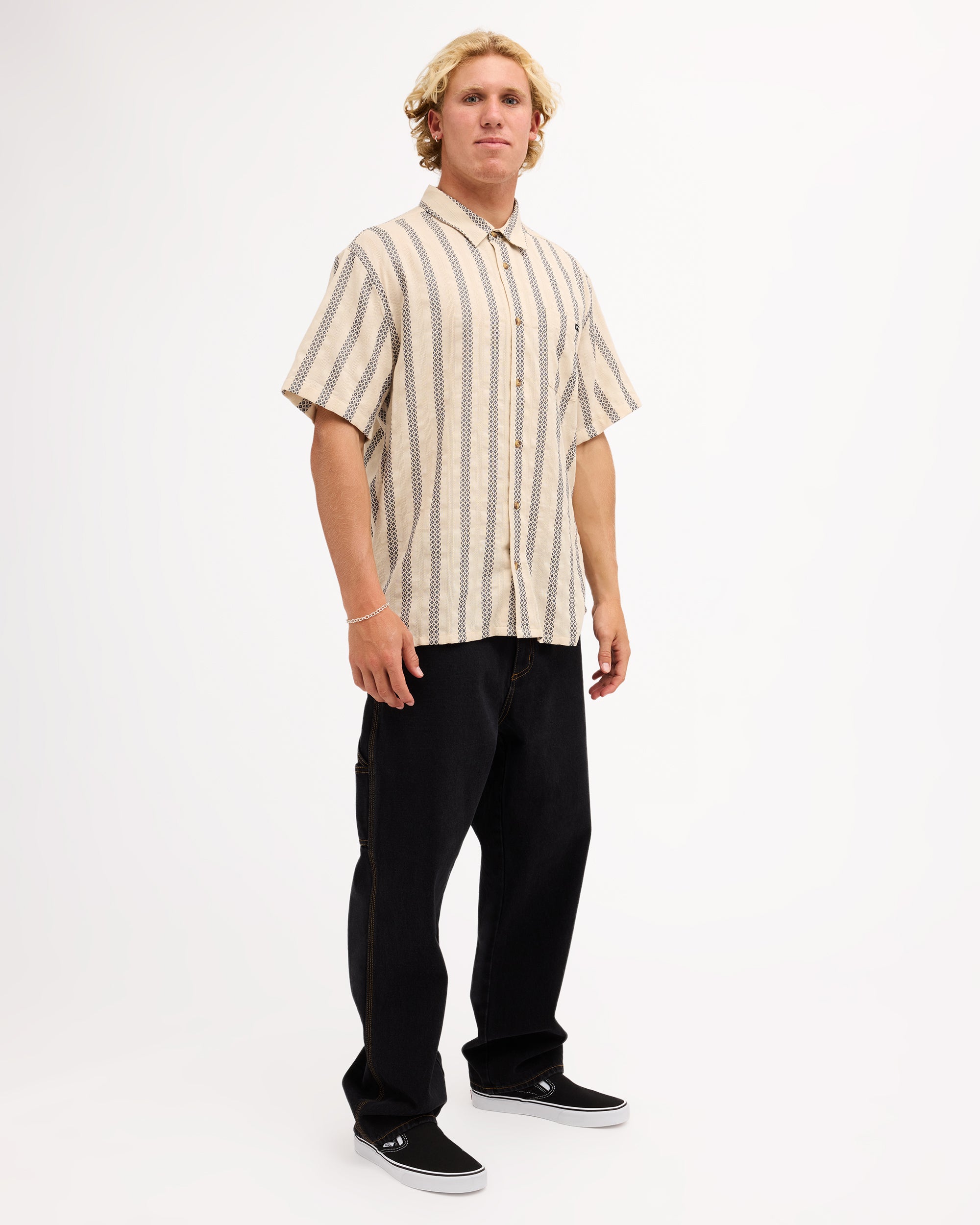 ubywt00175_billabong_oat_frt9