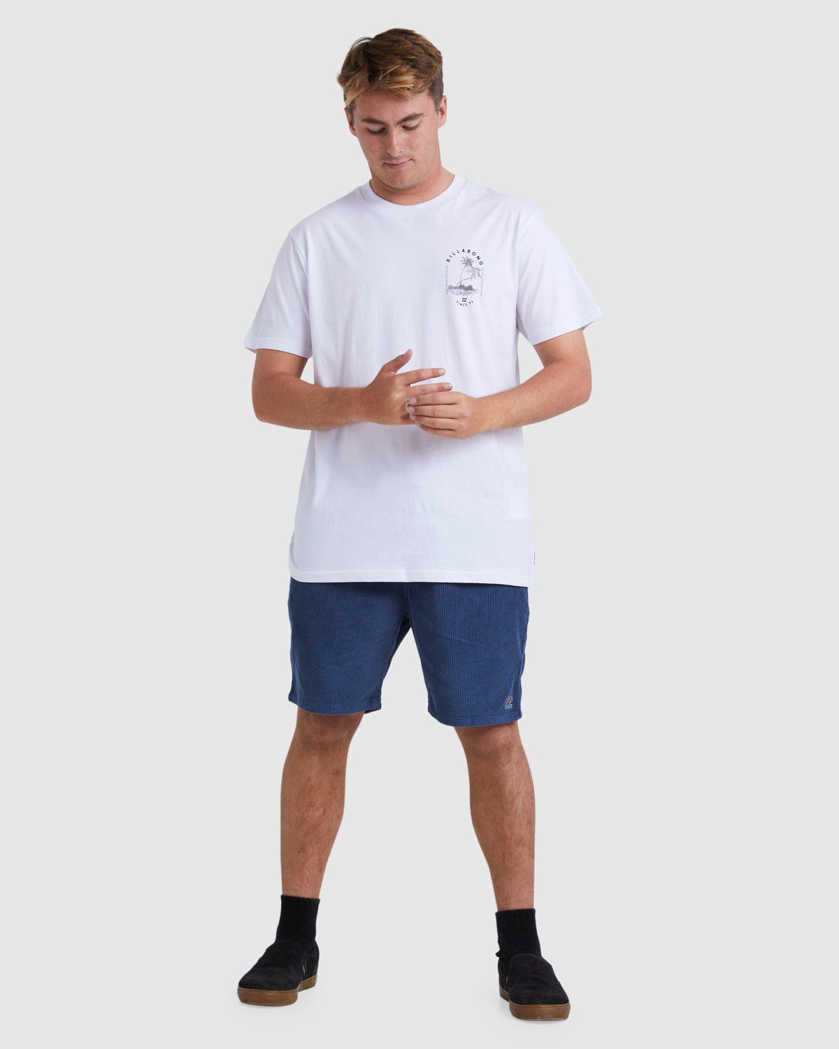 UBYZT00469-WHT