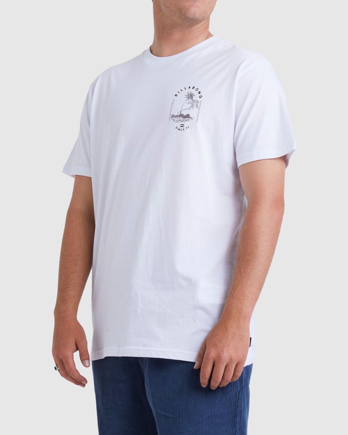 UBYZT00469-WHT