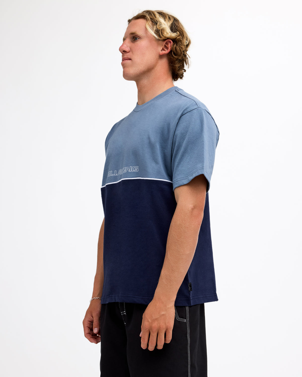 ubyzt00827_billabong_bmq0_sd1