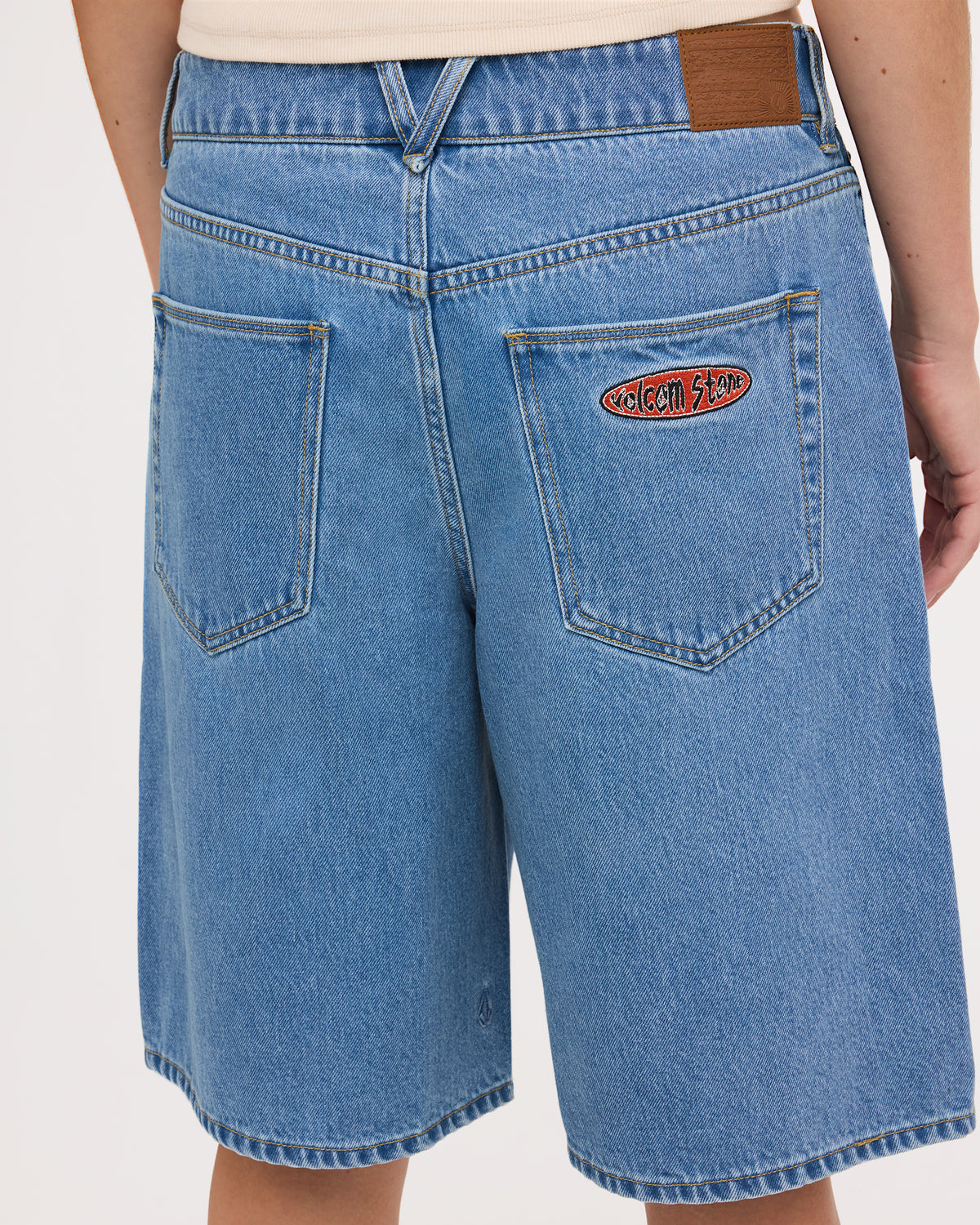 ucjds03000_volcom_cbu_dtl1