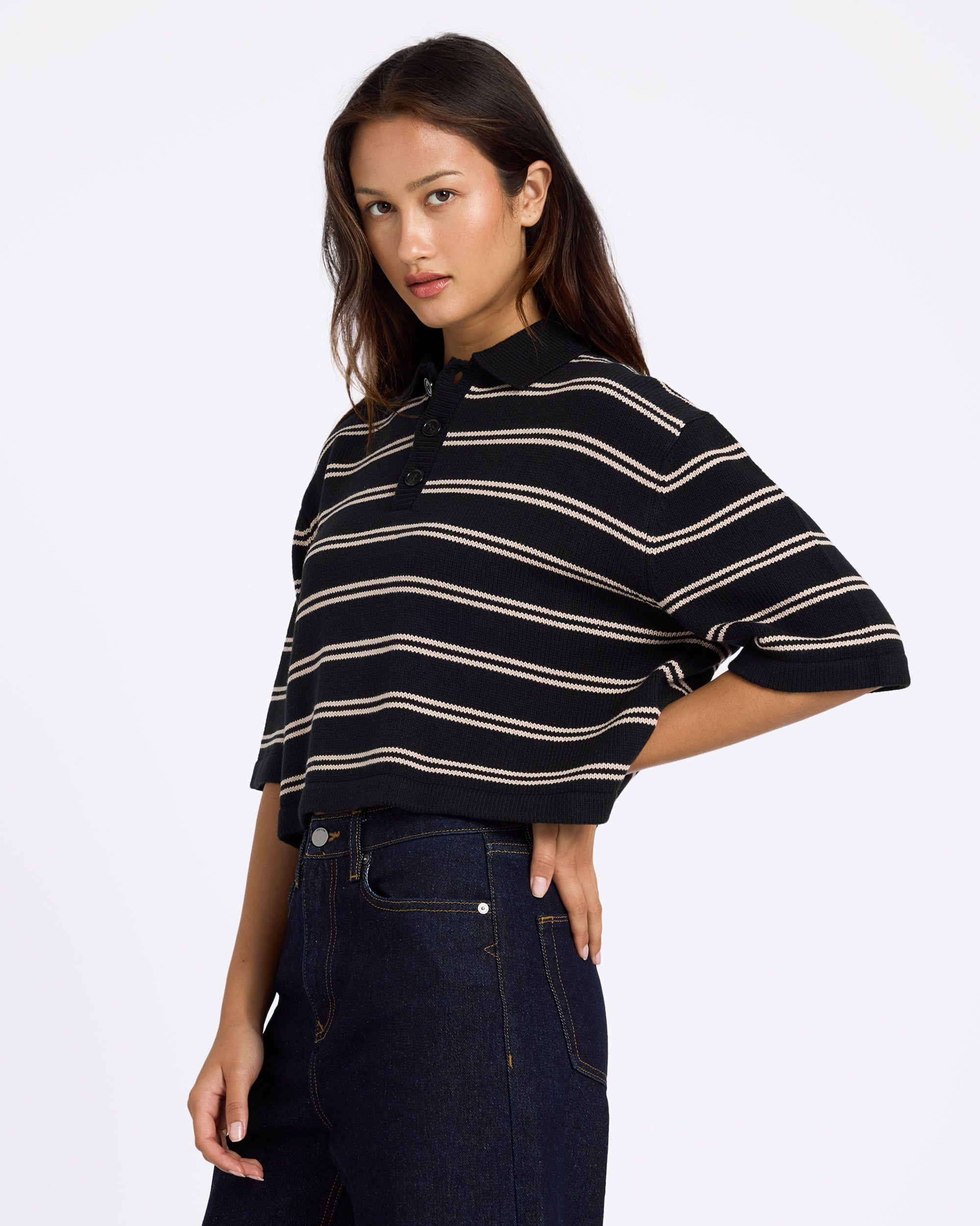 ucjsw03001_volcom_blk_sd1