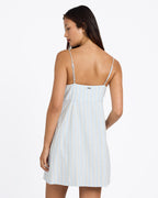 ucjwd03002_volcom_blu_bck1