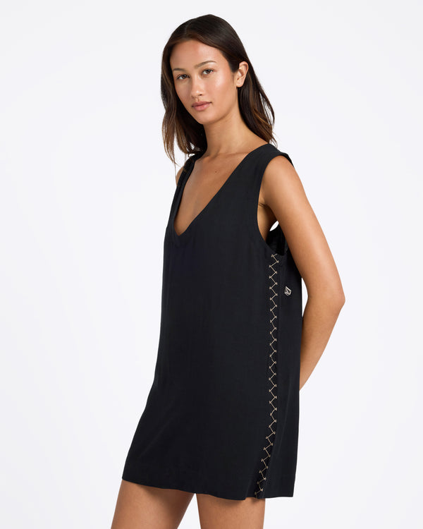ucjwd03003_volcom_blk_sd1