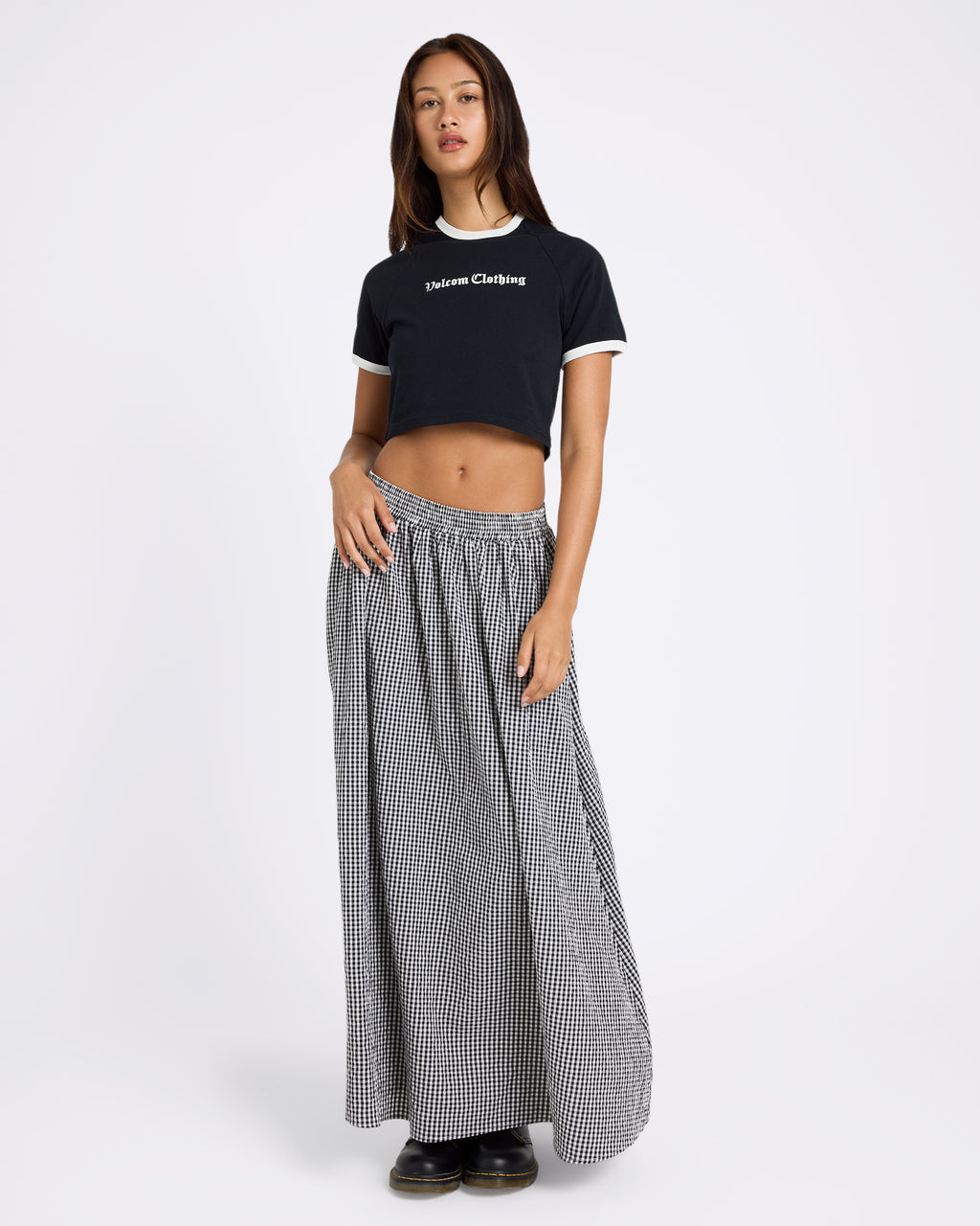 ucjwk03000_volcom_blk_frt1