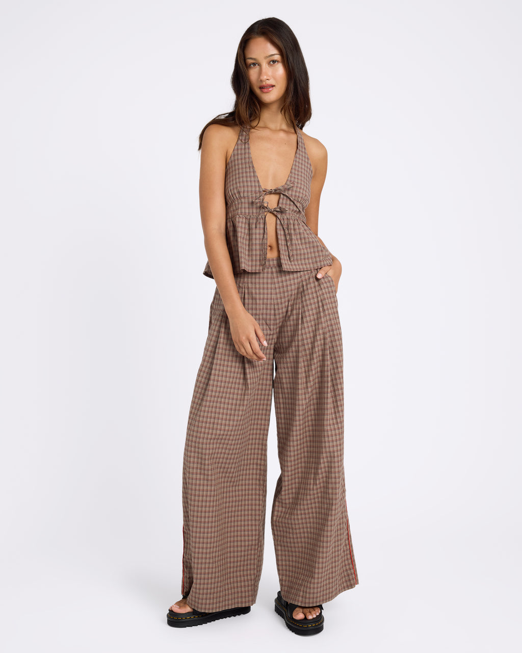 ucjwt03002_volcom_eth_frt9