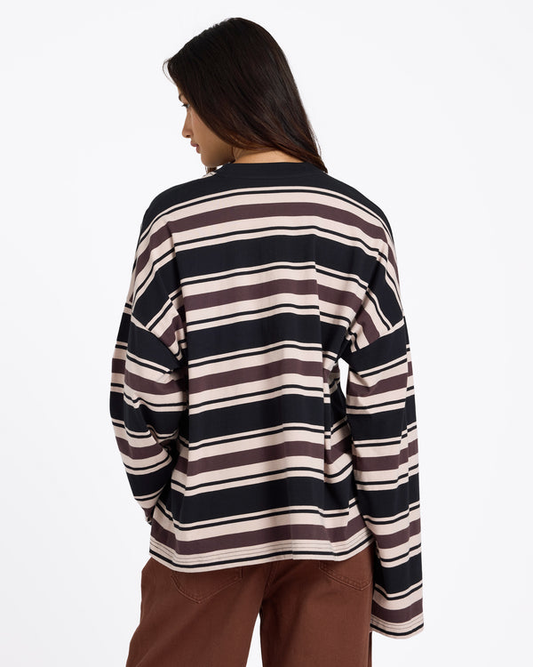 ucjzt03004_volcom_rsn_bck1