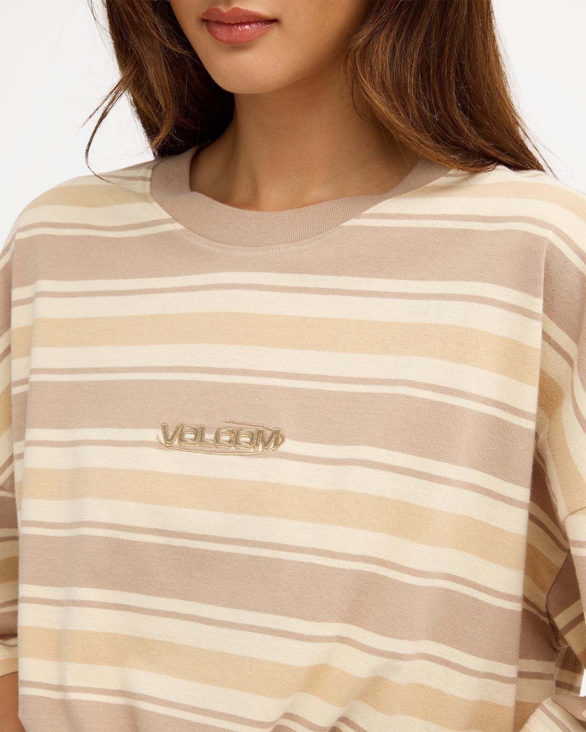 ucjzt03007_volcom_srs_dtl1