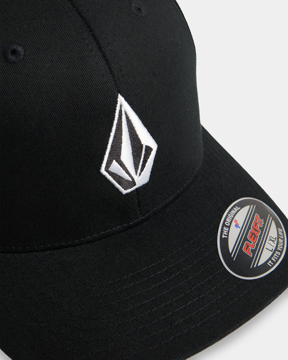 ucmha03001_volcom_blk_dtl1