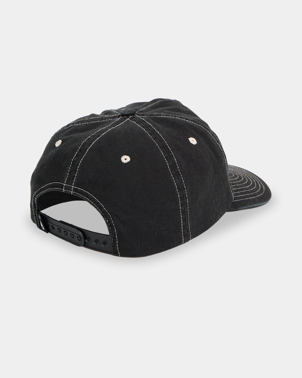 ucmha03013_volcom_blk_bck1