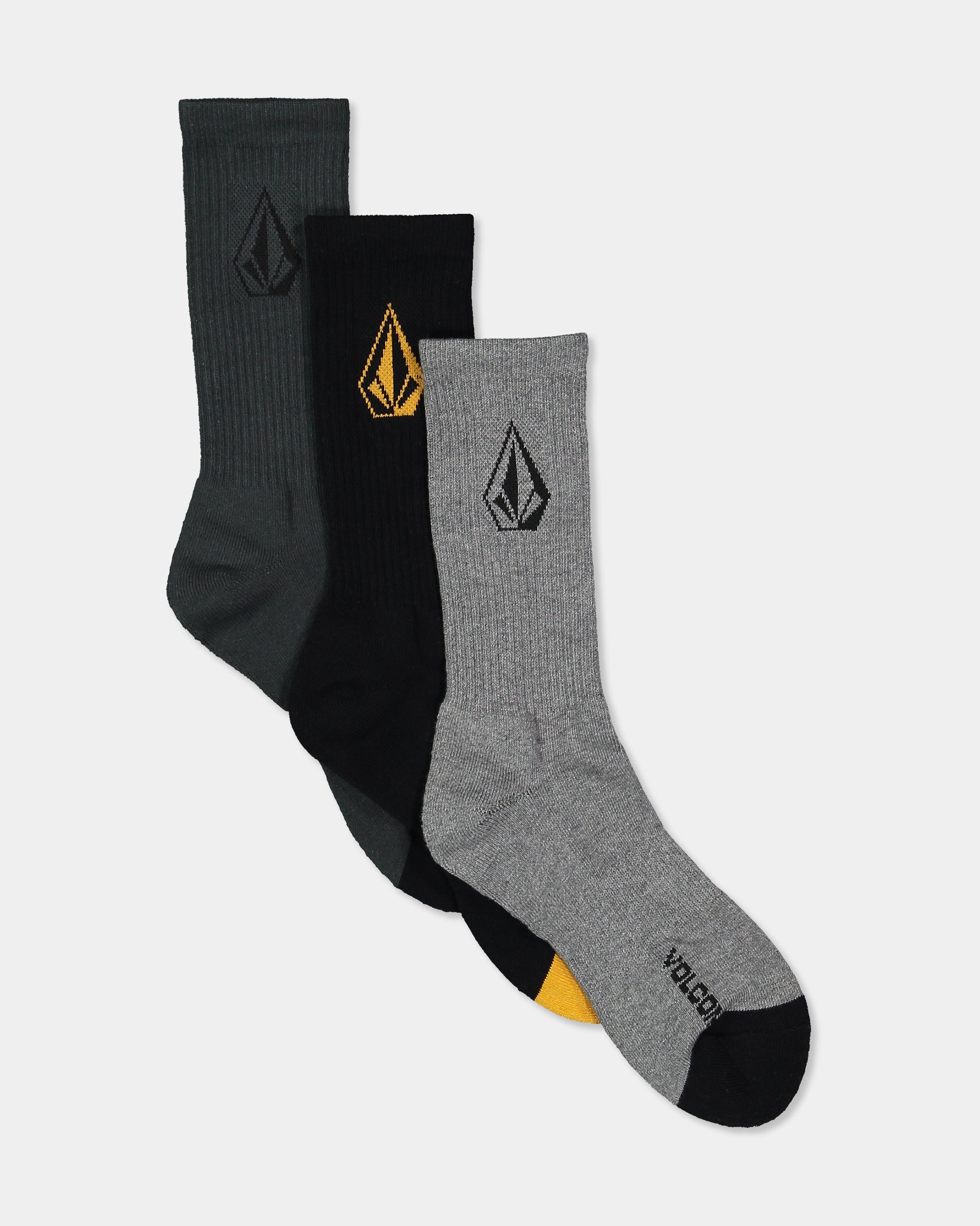 ucyaa03002_volcom_mlt_frt1