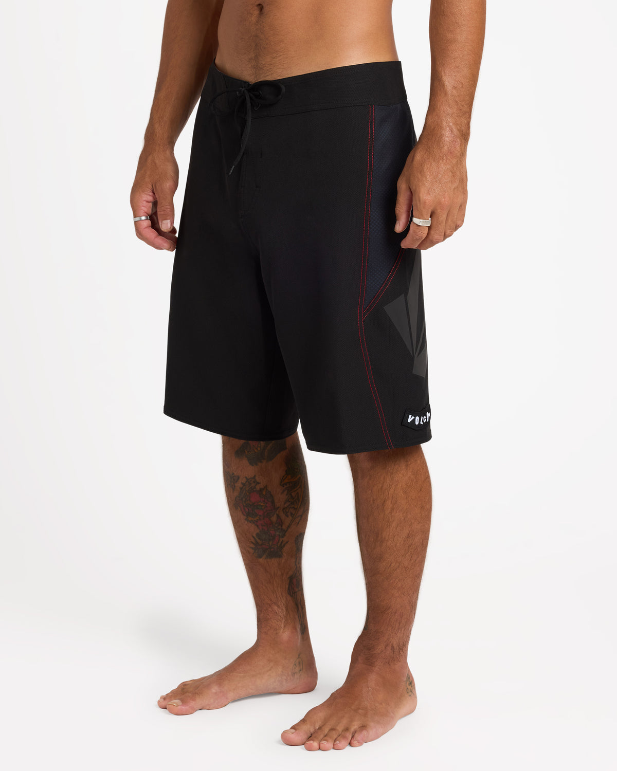ucybs03000_volcom_blk_sd1