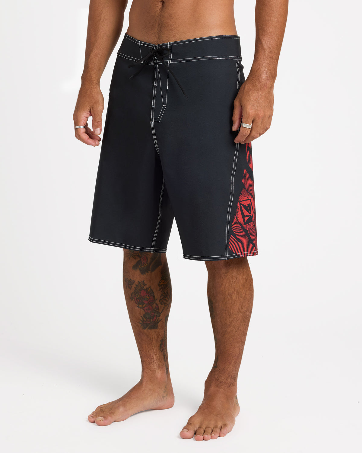 ucybs03001_volcom_bko_sd1